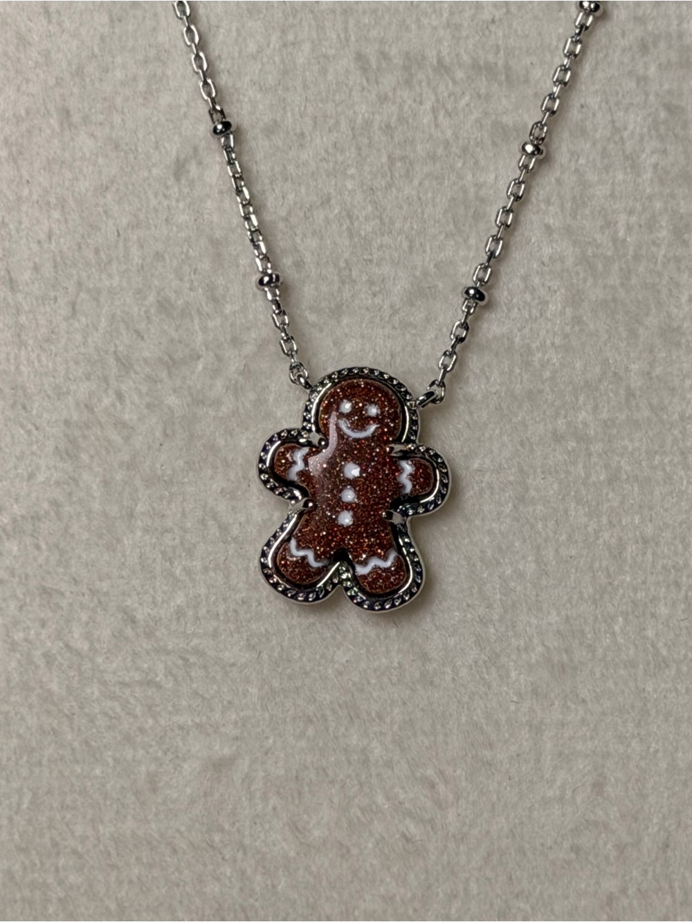 Kendra Scott Gingerbread Pendant Necklace NWT Holiday $75 - Picture 2 of 6